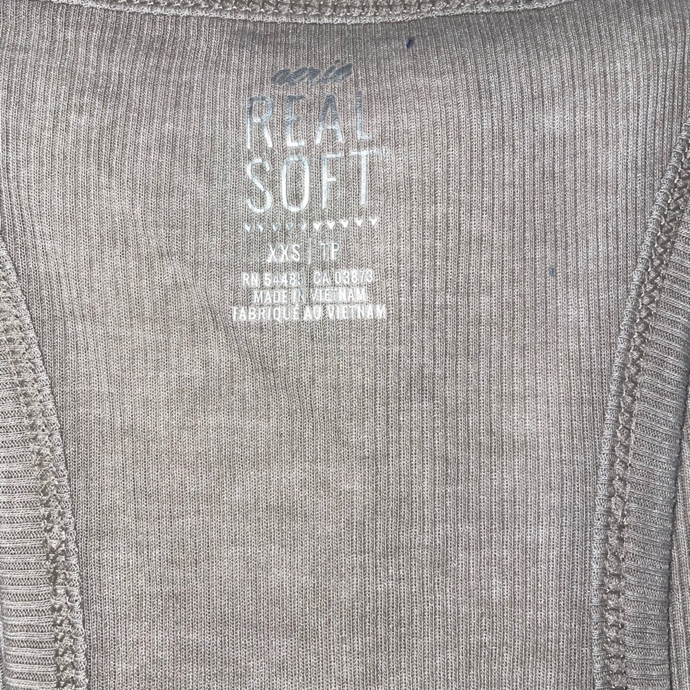Set of 3 AERIE Women's Stone Wash Ribbed REAL SOFT Henley Tank Tops 
Olive Gray - Picture 3 of 5